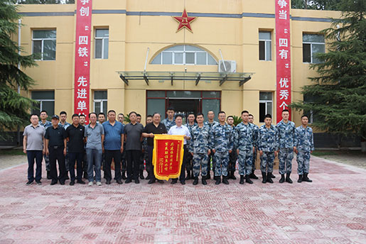 共建臨汾闊步行，軍民聯(lián)誼魚水情